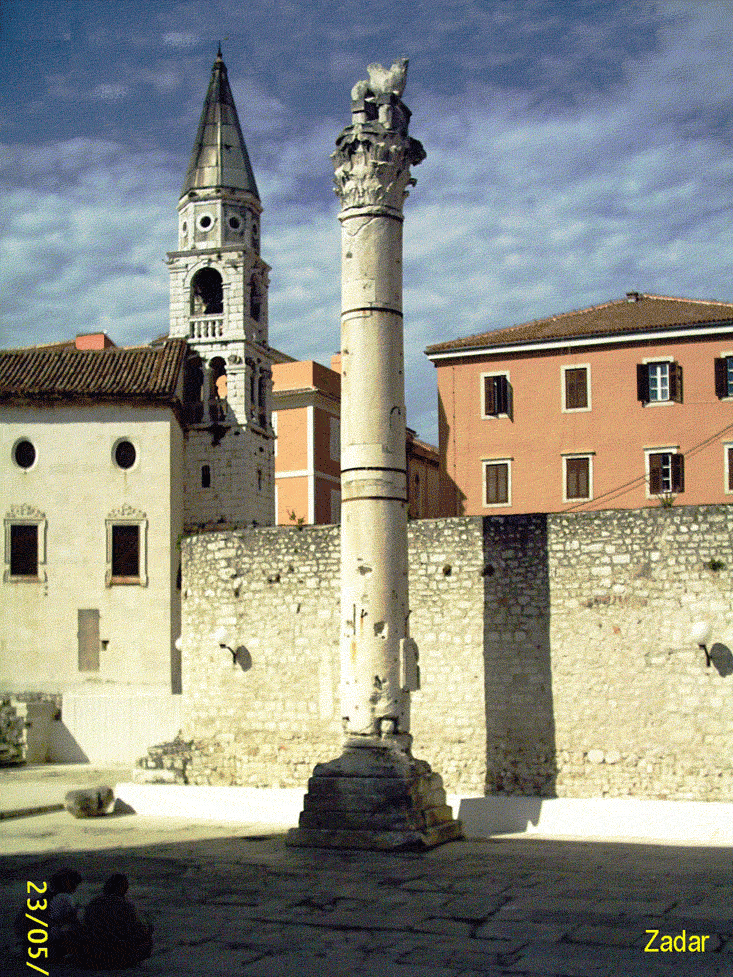 Zadar korinthoszi oszlopfõ         KLIKK vissza